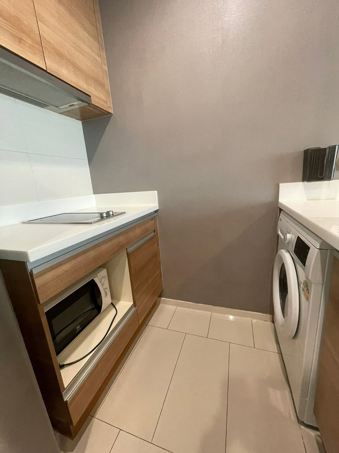 รูป คอนโด ริ-เธิม ห้วยขวาง ชั้น 31 47 ตรม 1 นอน 1น้ำ 1ห้องนั่งเล่น เช่า 26,000/เดือน  Line ID : @wealth.co - รูปที่ 18/19