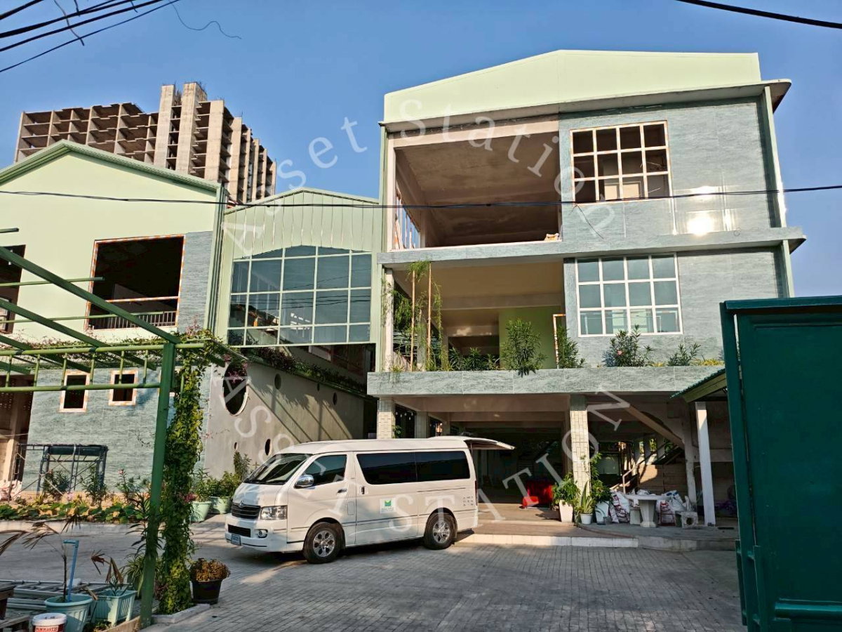 รูป 🏢อาคาร 2 หลังให้เช่าในซอยเรวดี 7 นนทบุรี (แยกเช่าได้) เหมาะทำออฟฟิศ โกดังสินค้า พื้นที่เก็บของ 🏠 - รูปที่ 2/16