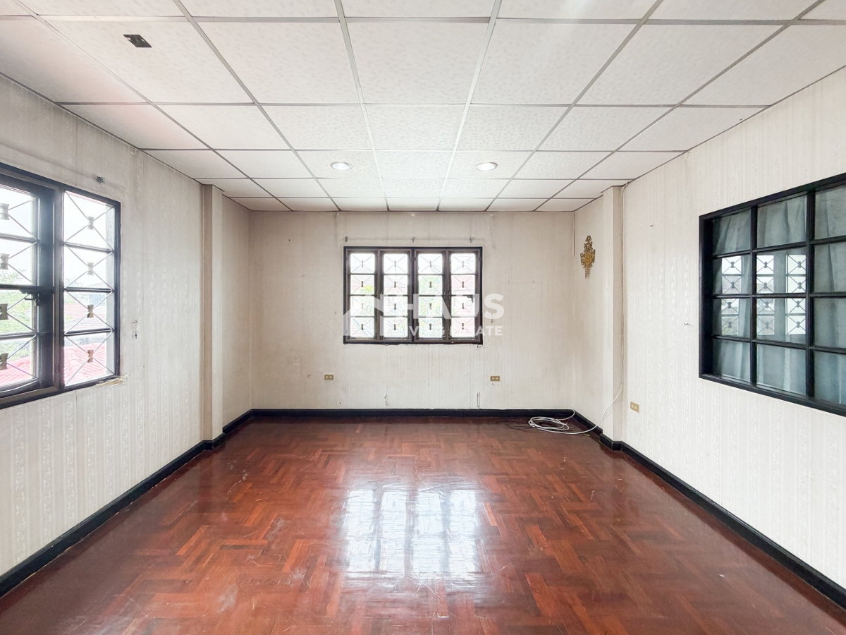 picture Chaiyapurek Bangwang / 4 Bedrooms #HPHU072 - 17/24