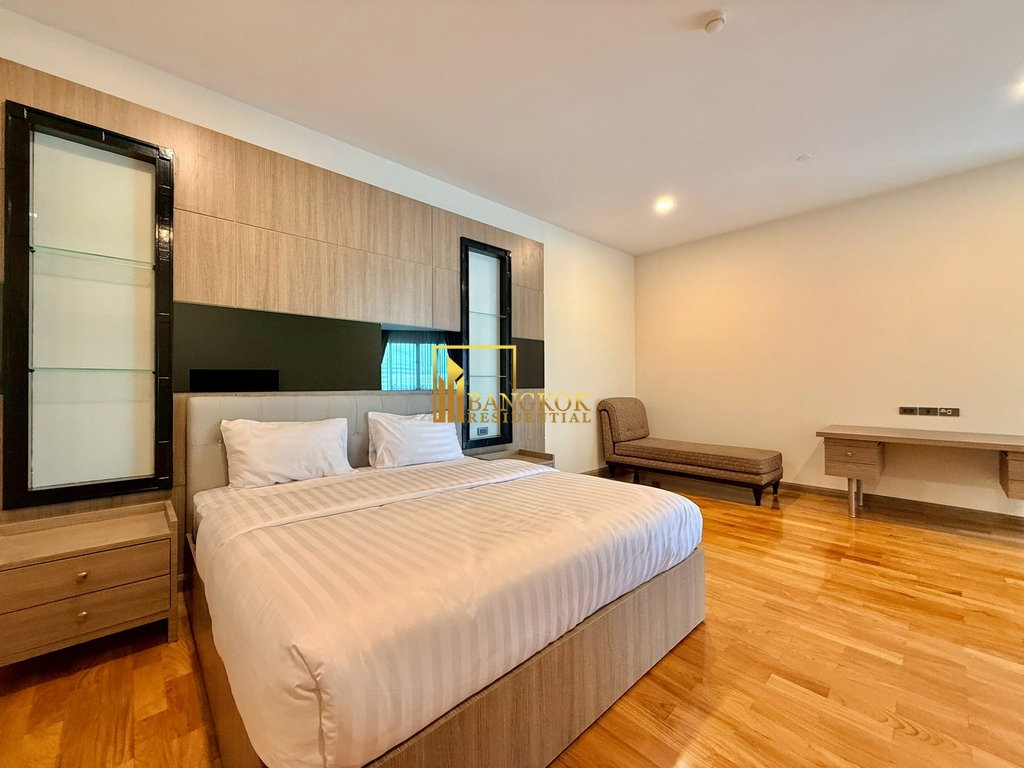 รูป Expansive 4 Bedroom Penthouse Apartment in Vibrant Area - BR20058AP - รูปที่ 34/65