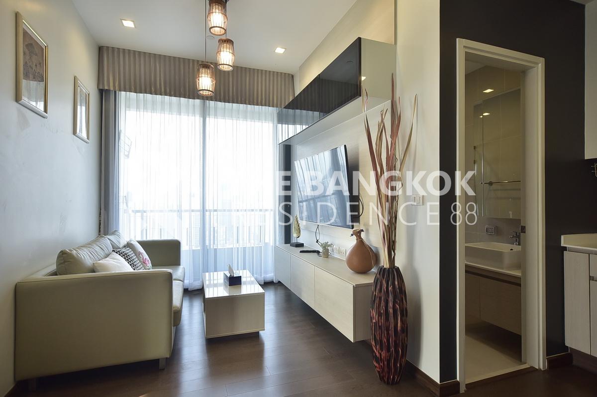 picture Q Asoke near MRT Phetchaburi Station Easy Travel, Fully Utilized Space - 7/10