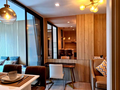 Condos for sale : Condo for sell Life One Wireless