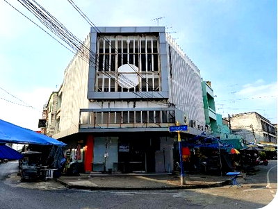 Office for sale Ratchaburi Industrial Estate : FOR SALE  OFFICE PROPERTY  8244000 BAHT.