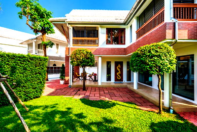 ขายบ้านเดี่ยว : ขายบ้านเดี่ยว 2 ชั้น หลังมุม NOBLE WANA WATCHARAPOL บ้านหันทางทิศเหนือ มีความเป็นส่วนตัวสูง ใกล้เซ็นทรัลรามอินทรา