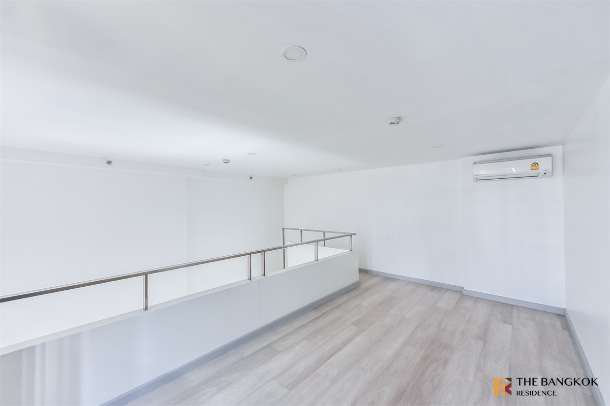 picture Move-in Ready, Just Bring Your Bags KnightsBridge Prime Sathorn - 1/10