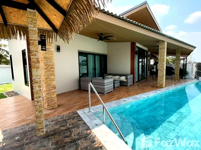 Houses for rent Hua Hin Prachaubkirikhan : 3 Bedroom Pool Villa for Sale and Rent at Anchan Garden 6204715
