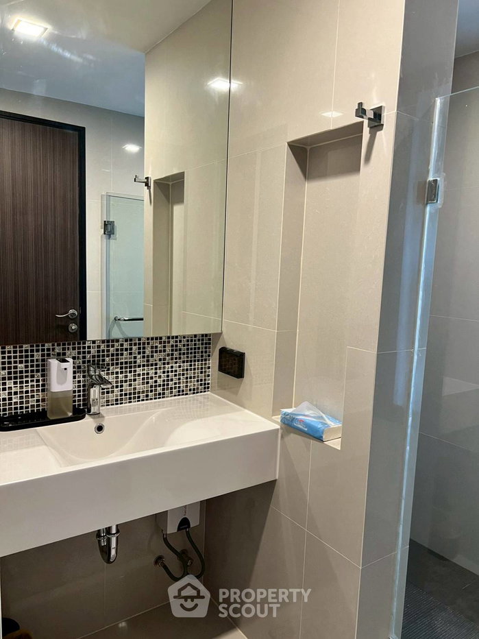 picture 2-BR Condo at Rhythm Sukhumvit 44/1 near BTS Phra Khanong (ID 2822852) - 19/20