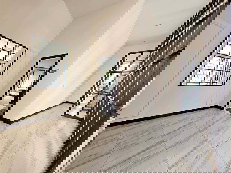 รูป ขาย ที่ดิน พร้อมอาคาร ย่านซอยแบริ่ง 5 - รูปที่ 2/14