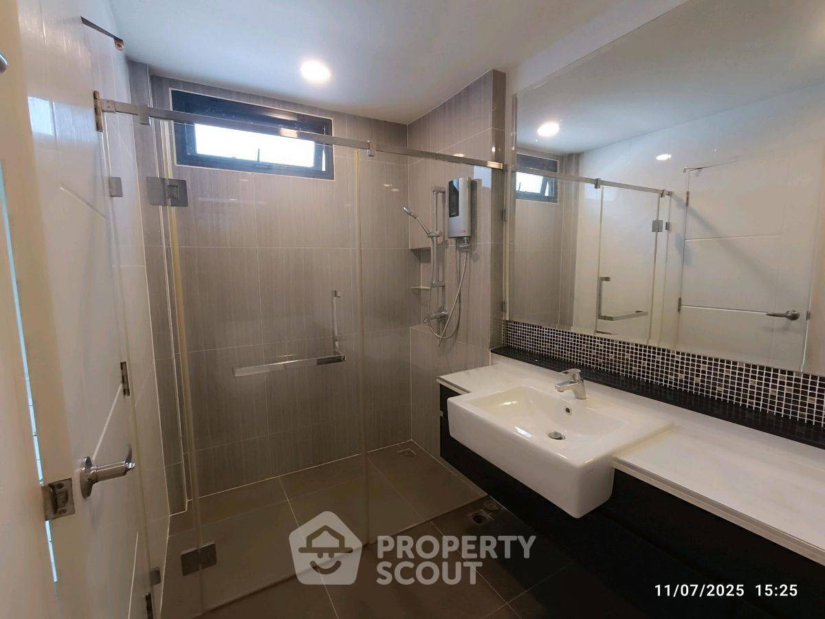 รูป บ้าน 5-ห้องนอน ที่ เดอะ ซิตี้ บางนา-กม.7 ใน บางแก้ว (ID 2823417) - รูปที่ 19/38