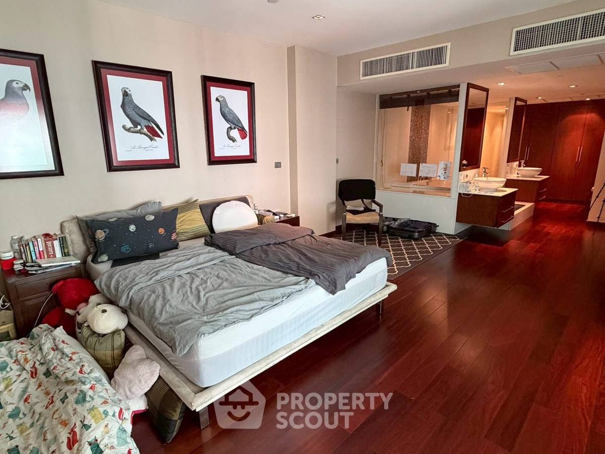 รูป คอนโด 3-ห้องนอน ที่ เลอ รัฟฟิเน่ สุขุมวิท 31 ใกล้ BTS พร้อมพงษ์ (ID 2821289) - รูปที่ 13/19