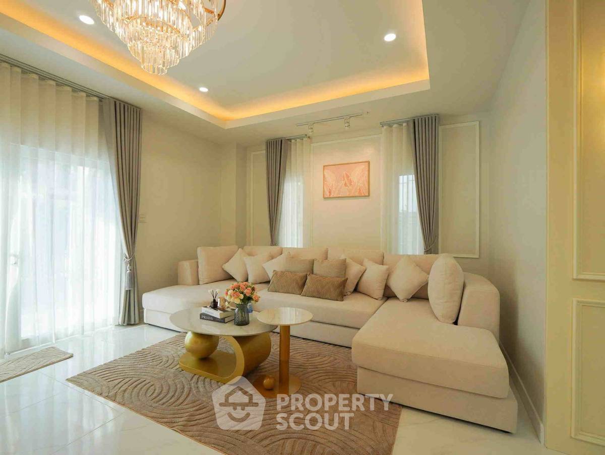 รูป คอนโด 3-ห้องนอน ที่ บ้านสวนลลนา-สวนหลวง ใน ดอกไม้ (ID 2823086) - รูปที่ 5/33