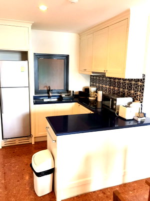 คอนโดให้เช่า : LTHC15117 -🏢🐾 Condo for Rent | Asoke | Comfortable Living for You & Your Pet | Near BTS Asoke | 55,000 THB/Month