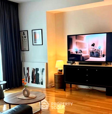 Condos for sale : 3-BR Condo at Millennium Residence @ Sukhumvit Condominium near BTS Asok (ID 2817183)