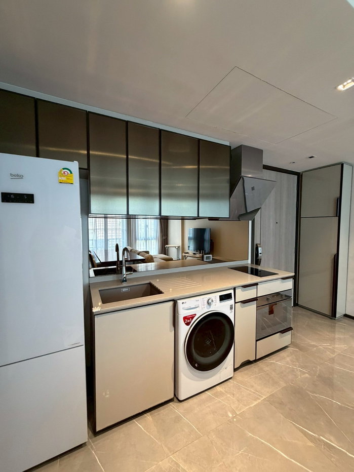 picture 🔥Luxury Condo on Sukhumvit 61! The Reserve | Spacious Unit | Premium Living - 4/8