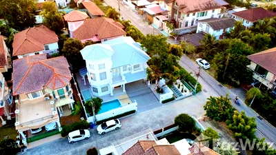 Houses for sale Krathinglai Beach : Luxury Modern Classic Pool Villa – North Pattaya ✨ 6204805