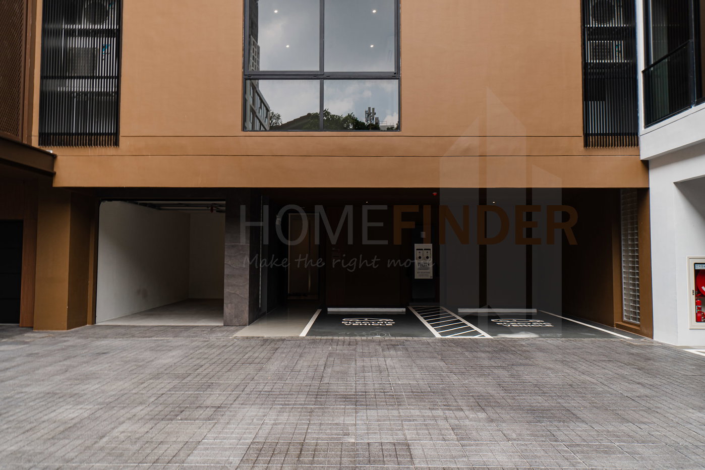 รูป VIA 34 3 bedrooms, for sale - รูปที่ 3/46