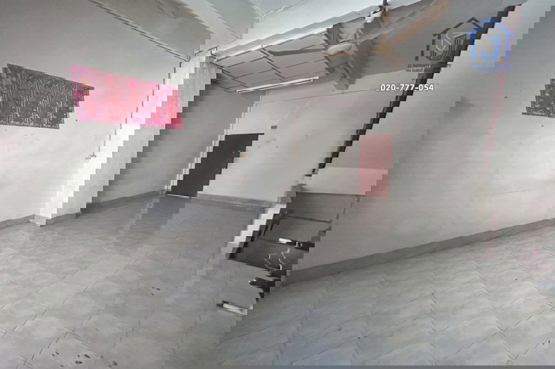 รูป ขายอาคารพาณิชย์ 4 ชั้น หมู่บ้านทรัพย์สมบูรณ์ ซอยประชาอุทิศ 91 ใกล้ทางด่วนเฉลิมมหานคร - รูปที่ 2/3