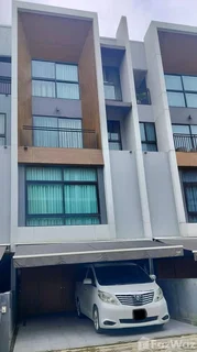 3 Bedroom Townhouse for sale at Arden Ladprao 71 6204460