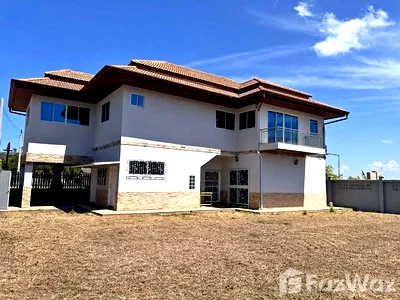 Houses for sale Jomtien Sai 1 : 7 bedrooms and 5 bathrooms within its high-quality construct 6204443