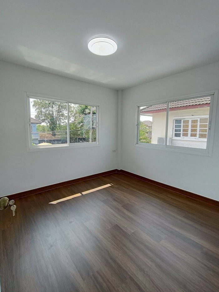 รูป  บ้านเดี่ยวหลังใหญ่ รีโนเวทใหม่ พร้อมเข้าอยู่ กว้างขวางมาก หมู่บ้านเคซีการ์เด้นโฮม 2 ถนนนิมิตใหม่ 40 คลองสามวา แต่งเฟอร์นิเจอร์สวย - รูปที่ 17/34