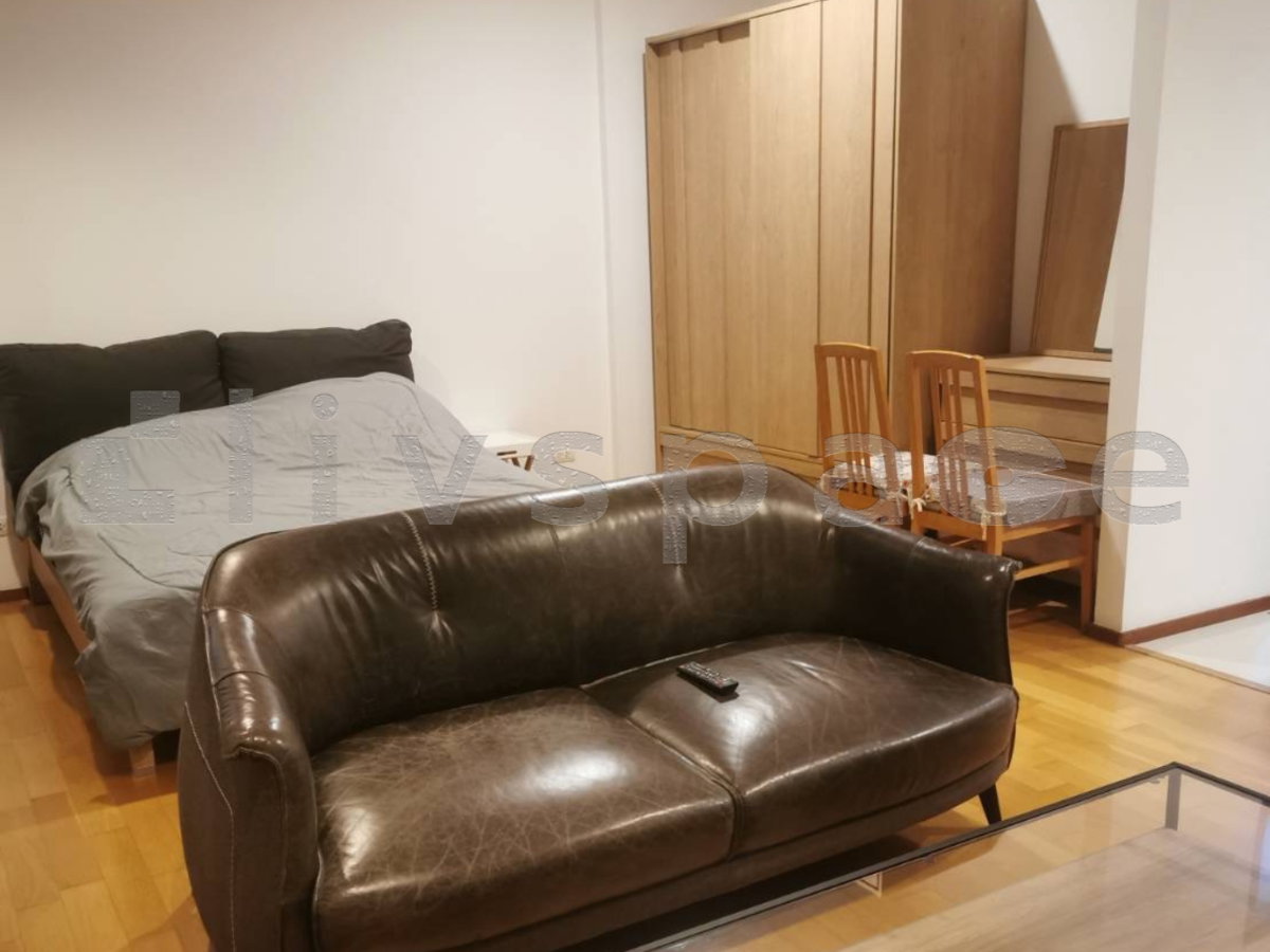 รูป ▚ LI187ツ ให้เช่า: Villa Sathorn Studio 38sqm. ✨ ห้องกว้าง! ราคาดีมาก ทำเลติดสถานีรถไฟฟ้า เดินทางเข้าสาทรสะดวกสุดๆ 🏙️ - รูปที่ 3/6