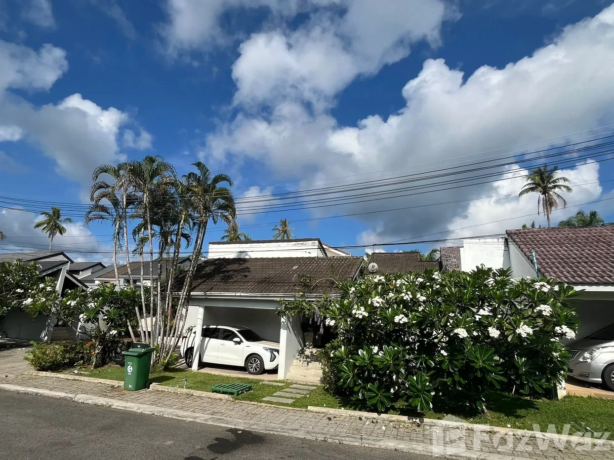 picture 3 Bedroom Balinese-style house in Loch Palm Golf Course 6204559 - 1/22