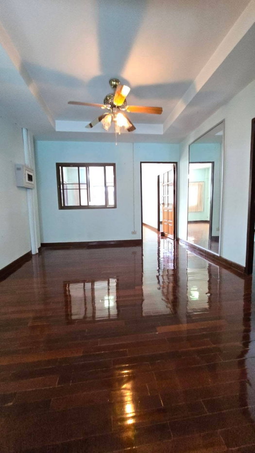 รูป 🏡✨ ให้เช่าบ้านเดี่ยวหลังใหญ่ ทำเล “เสนานิเวศน์ 1 – เกษตรนวมินทร์” 6 ห้องนอน 3 ห้องน้ำ เเหมาะอยู่อาศัย/โฮมออฟฟิศ - รูปที่ 7/9