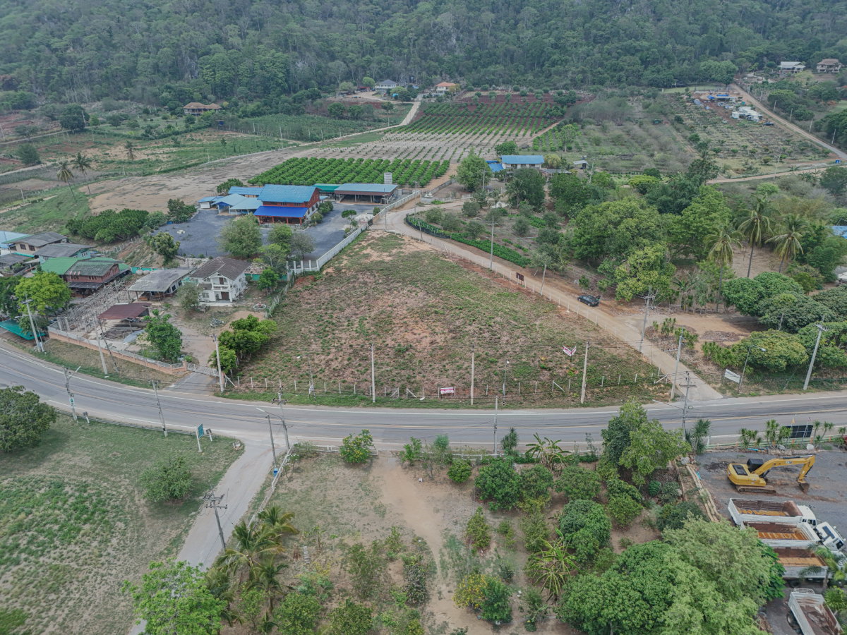รูป ขายที่ดินเขาใหญ่ ทำเลดี แปลงสวย 2 ไร่ 47ตร.วา - รูปที่ 4/8
