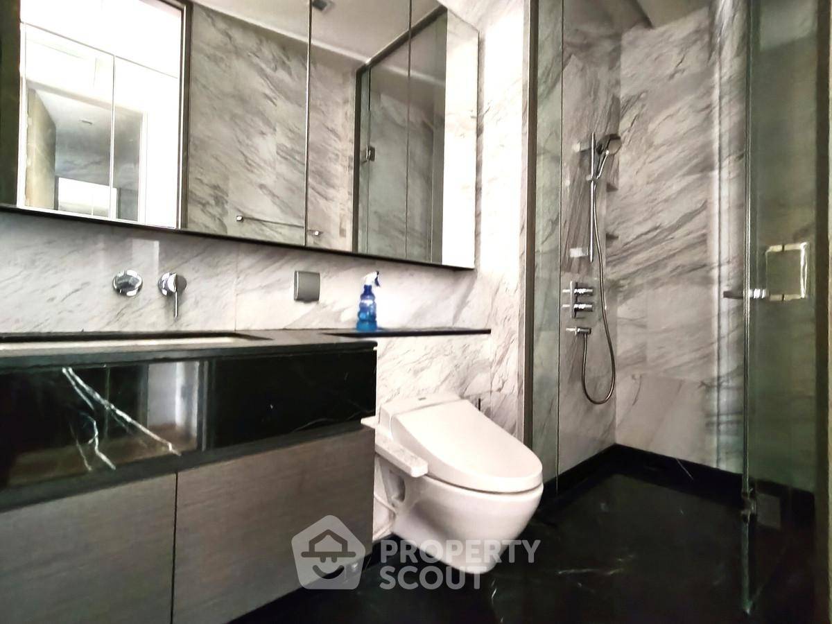 รูป คอนโด 1-ห้องนอน ที่ ศาลาแดง วัน ใกล้ MRT สีลม (ID 2454983) - รูปที่ 3/10