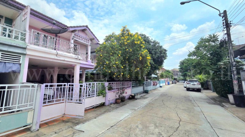 รูป บ้านแฝด ซิลค์ วิลเลจ พหลโยธิน 54 หลังริม ติดถนน บ้านสวย ราคาถูก - รูปที่ 15/15