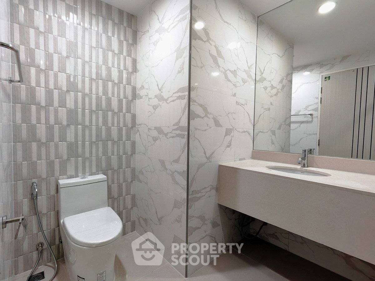 รูป คอนโด สตูดิโอ ที่ เดอะ เทรนดี้ คอนโดมิเนียม ใกล้ BTS นานา (ID 2823306) - รูปที่ 4/6