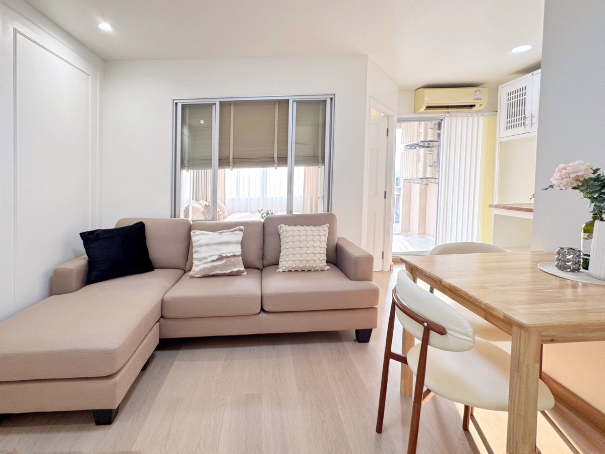 picture Yikkie210426  Sale :Lumpini Condo Town Bodindecha - Ramkhamhaeng  - 9/12