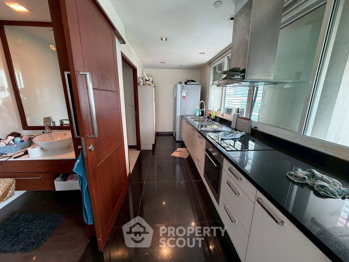 รูป คอนโด 3-ห้องนอน ที่ เลอ รัฟฟิเน่ สุขุมวิท 31 ใกล้ BTS พร้อมพงษ์ (ID 2821289) - รูปที่ 9/19