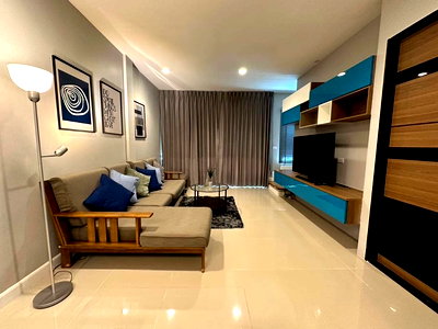 Townhouses for rent Bangkok : 🔥 For Rent 📌 Baan Klang Muang S Sense Sathorn - Taksin 2 (Line ID: @arent) ✅ We also manage many other projects great deals on every rental!
