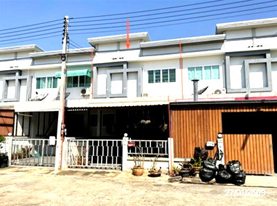 Townhouses for sale Nakhon Pathom : TOWN HOUSE 26.9 Sq.w. Sam Phran Nakhon Pathom for 2.1M