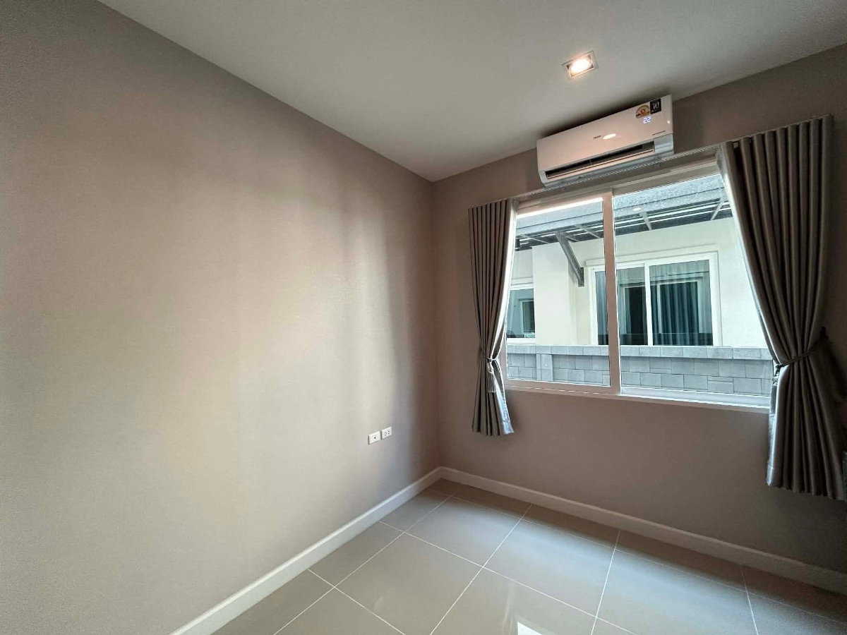 picture #R9882 🎉 240469 House for Rent: Grandio Phetkasem 81 - 9/17