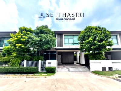 Houses for sale Bangkok-Chon Buri Motorway : Beautifully decorated and well-maintained detached house for sale. 5 minutes to the motorway. Setthasiri Onnut-Srinakarin