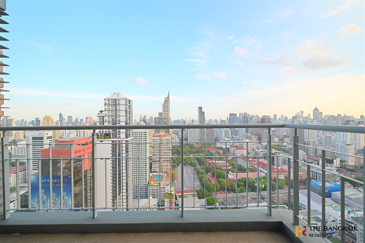 รูป วิลล่า อโศก ใกล้ MRT สถานีเพชรบุรี สะดวกสบายกับไลฟ์สไตล์สุด Luxury - รูปที่ 1/10