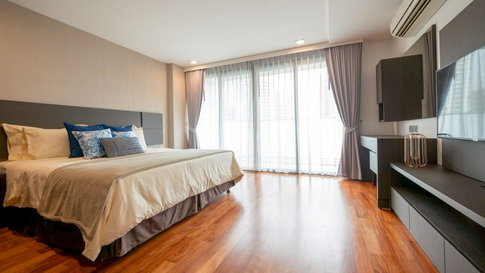 LTH15107 -💼 Condo for Rent | Asoke | Perfect for Professionals in CBD | Near BTS Asoke | 120,000 THB/Month | คอนโดอโศก เหมาะคนทำงาน ใกล้ออฟฟิศ เดินทางง่าย ใกล้ BTS