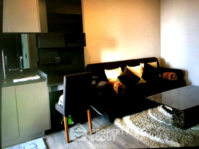 Condos for rent : 19th-Floor 1-BR, The Room Sukhumvit 69, 100m To BTS Phra Khanong (ID 2820685)