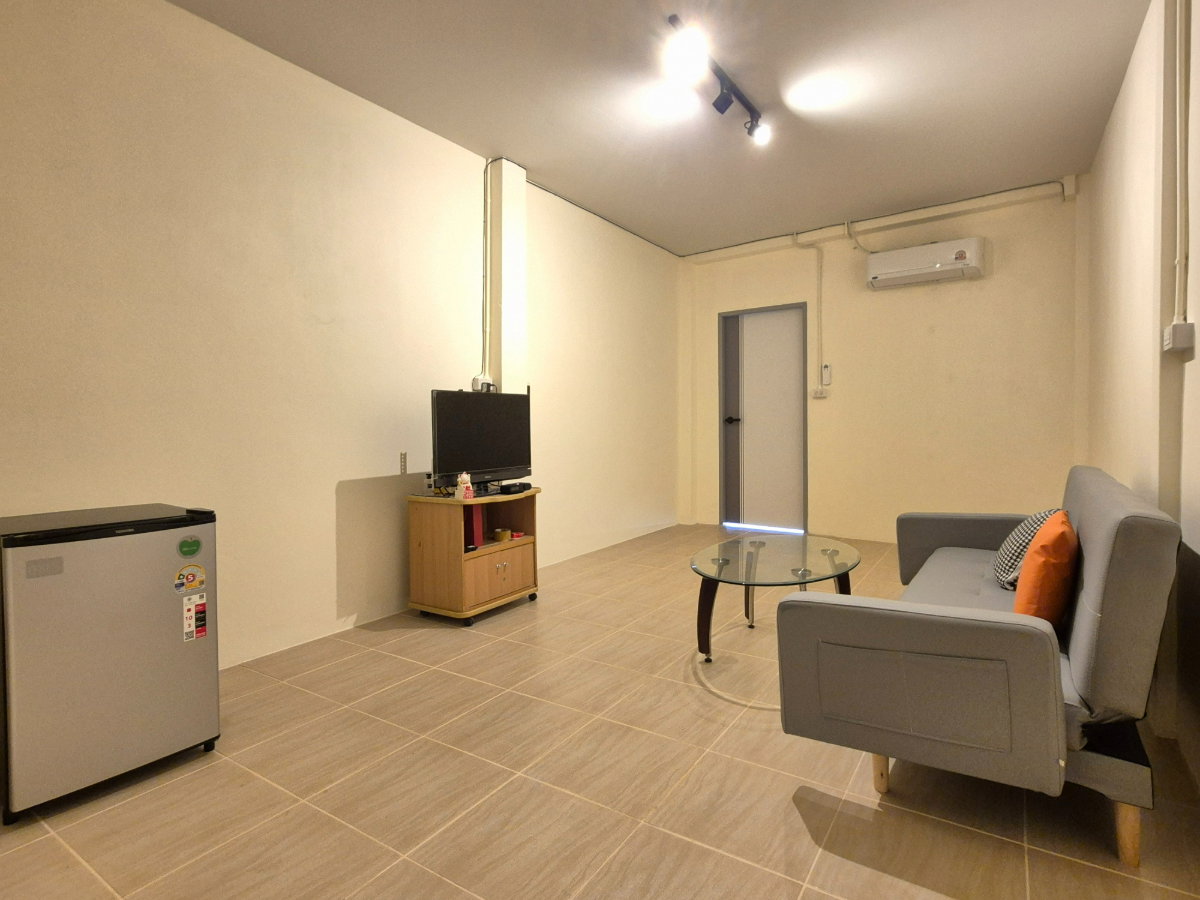 picture Newly Renovated House in Taladnoi - 5/8