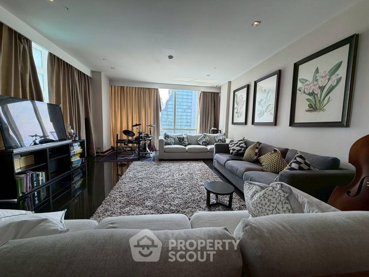 รูป คอนโด 3-ห้องนอน ที่ เลอ รัฟฟิเน่ สุขุมวิท 31 ใกล้ BTS พร้อมพงษ์ (ID 2821289) - รูปที่ 3/19