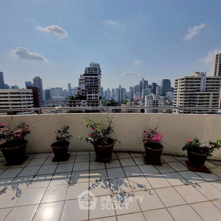 รูป คอนโด 2-ห้องนอน ที่ ศุภาลัย เพลส สุขุมวิท 39 ใกล้ BTS พร้อมพงษ์ (ID 2822932) - รูปที่ 3/48