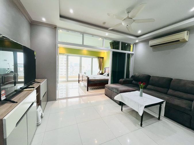 ⛵ View Talay 8 ⛵ Sea view / 21F / Studio room >> THB15,000/month彡