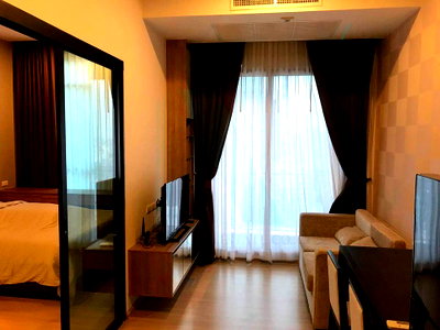 Condos for rent : For Rent Condo THE CAPITAL EKAMAI-THONGLOR Building 1, Floor 18,1 bed room, Room size 30.00 sqm