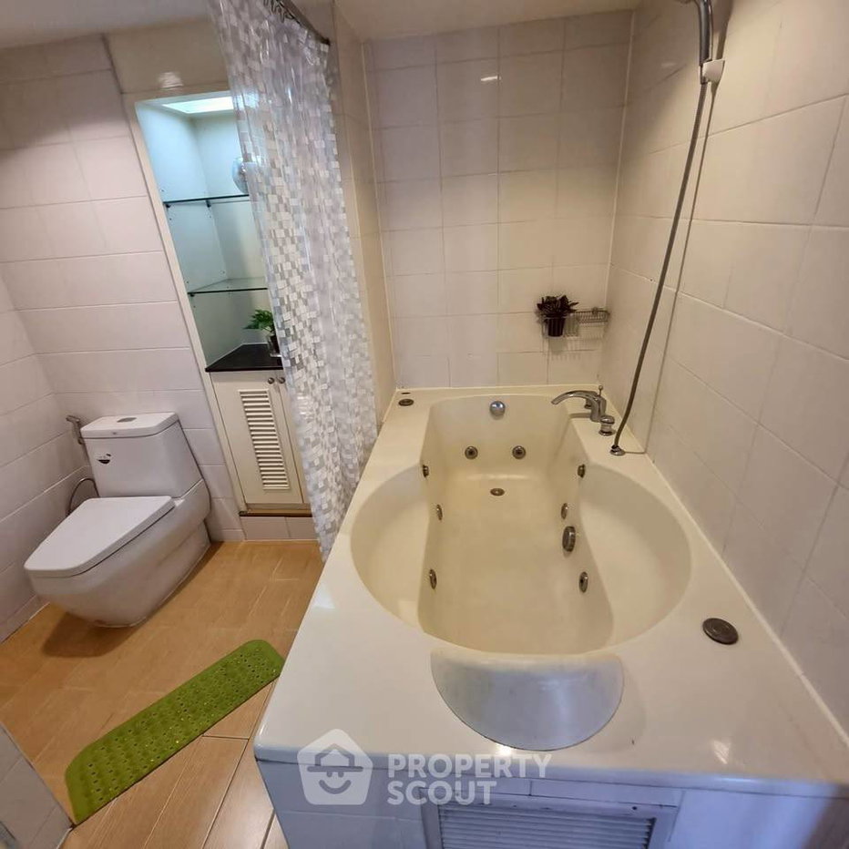 รูป คอนโด 2-ห้องนอน ที่ ศุภาลัย เพลส สุขุมวิท 39 ใกล้ BTS พร้อมพงษ์ (ID 2822932) - รูปที่ 16/48