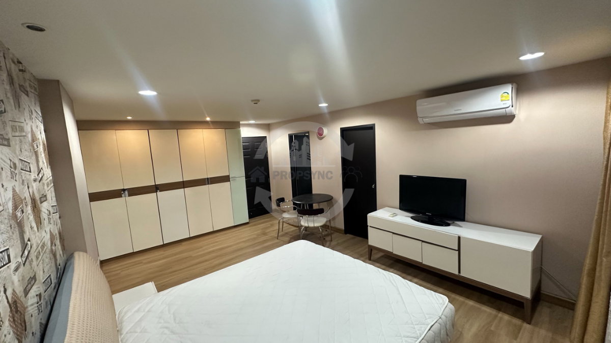 🔥🔥For Rent🔥🔥🪄🎀The Kris Ratchada 17🎀🪄Beautiful unit! Golden location! Unbeatable price! Grab it!🟠🔵PS-22600641💚@propsync