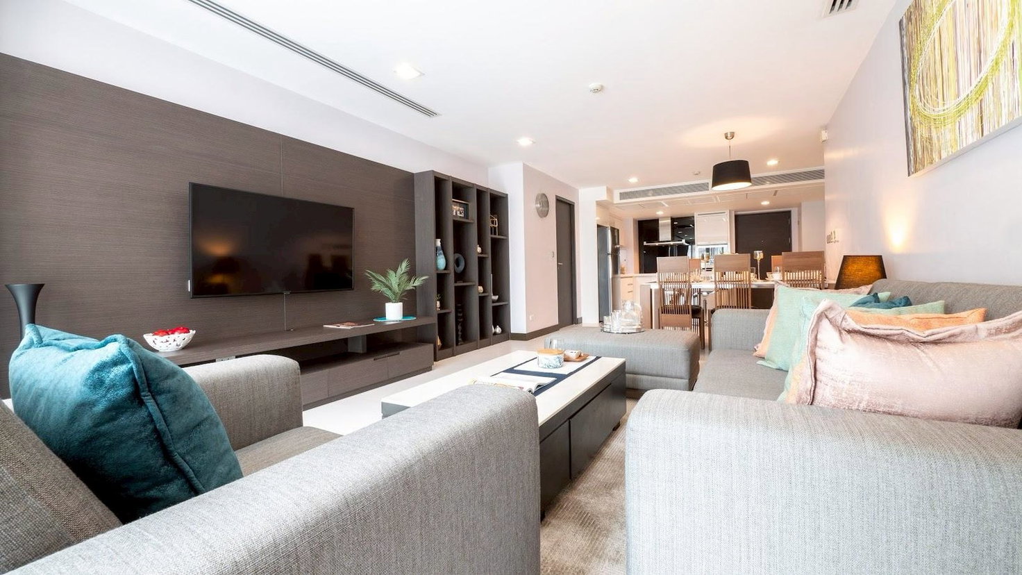 รูป LTH15106 -Spacious Condo Prime Location for Rent Asoke | City Lifestyle Best Value | Near BTS Asoke | 74,000 THB - รูปที่ 3/4