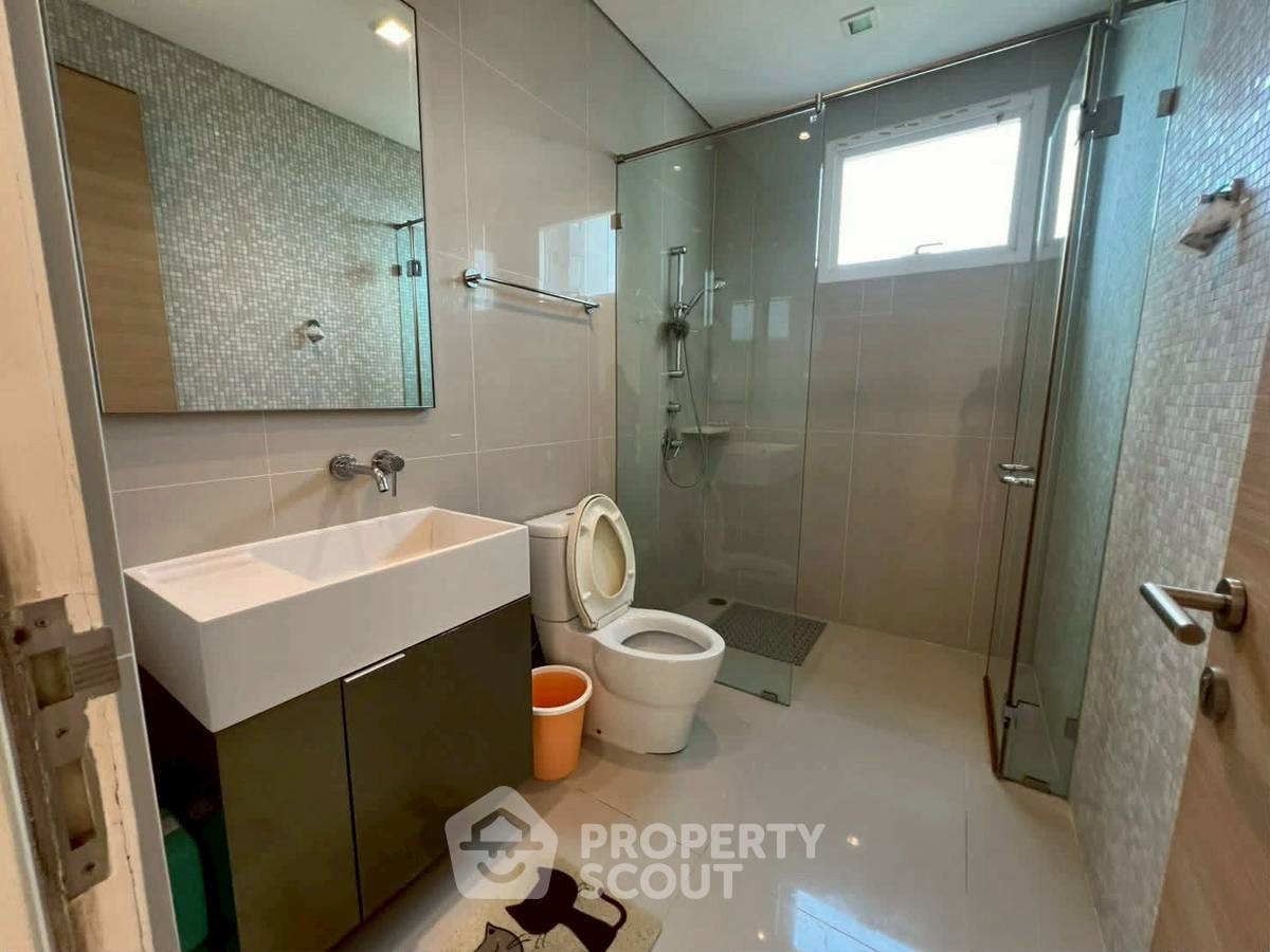 รูป คอนโด 2-ห้องนอน ที่ รีเฟล็คชั่น จอมเทียน บีช พัทยา ใกล้ เมืองพัทยา (ID 2819464) - รูปที่ 12/12