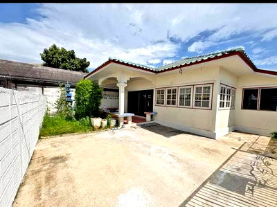 บ้านเดี่ยว เมืองปทุมธานี ปทุมธานี : บ้านชั้นเดียว สร้างเอง ชุมชมราชาปทุม